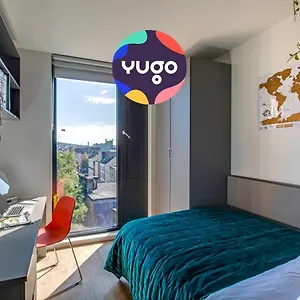 Yugo Explore - Lee Point Apartment